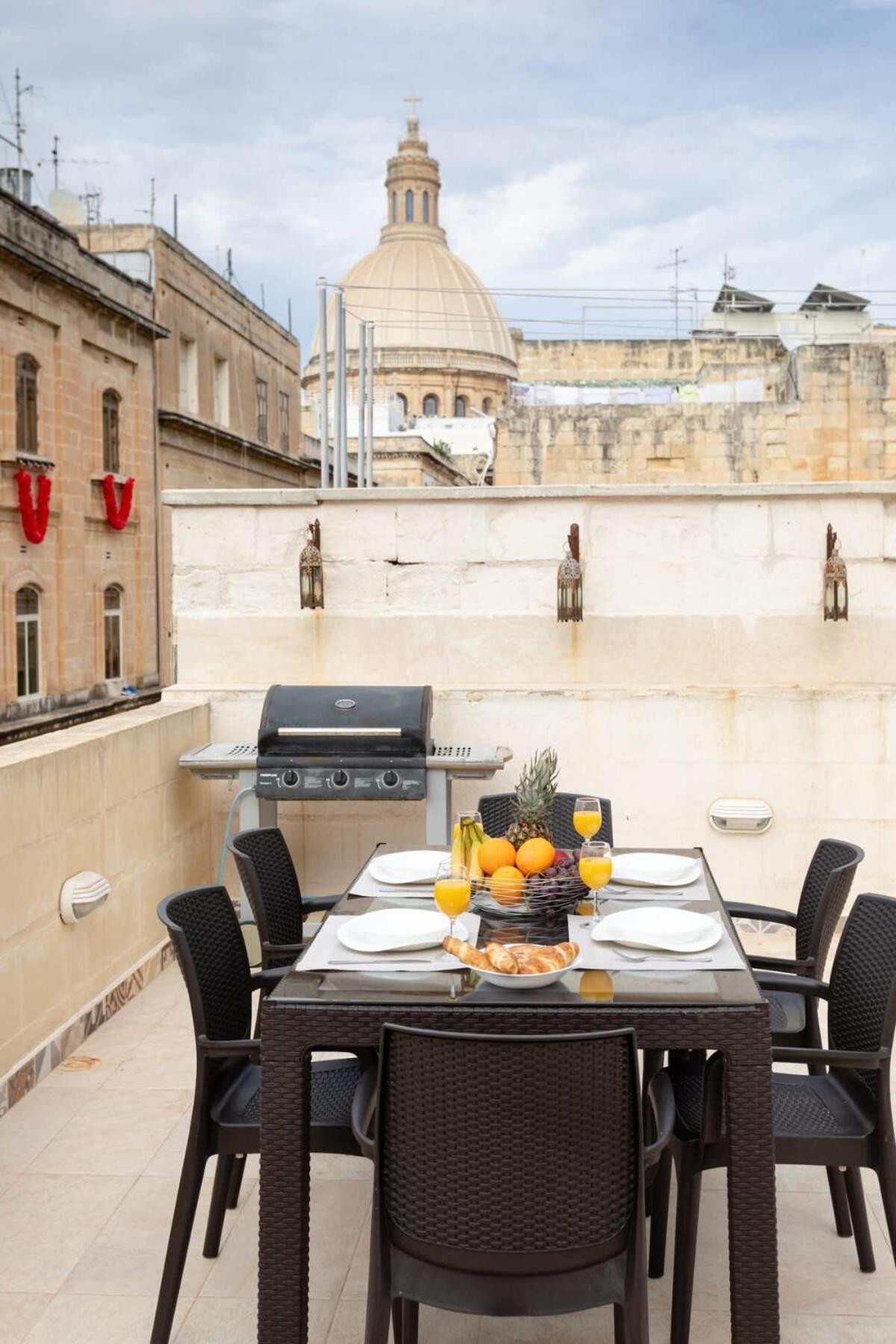 Historic Valletta Penthouse - Cityapartmentstay Екстериор снимка
